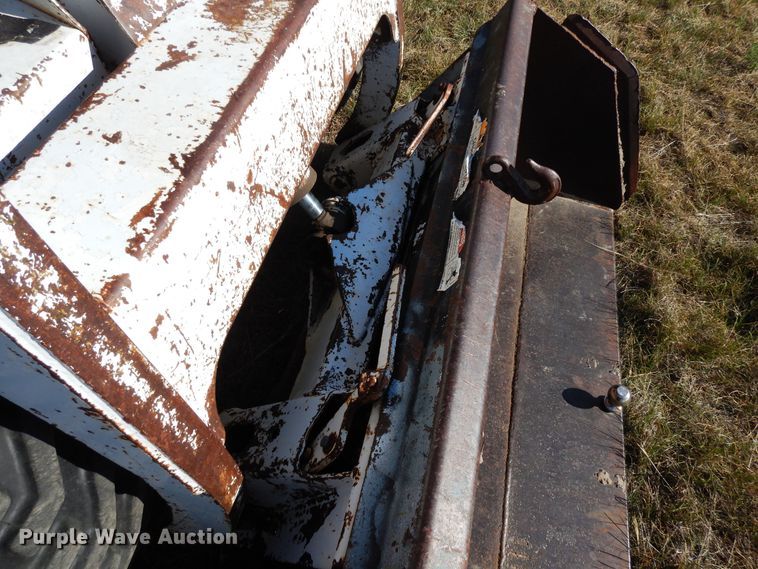 image for item DR1304 1981 Bobcat 743  skid steer loader