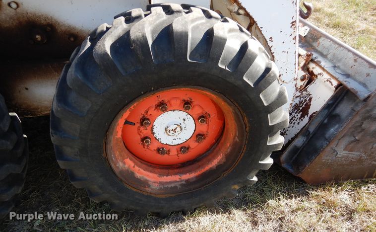 image for item DR1304 1981 Bobcat 743  skid steer loader