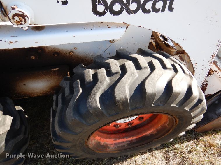 image for item DR1304 1981 Bobcat 743  skid steer loader