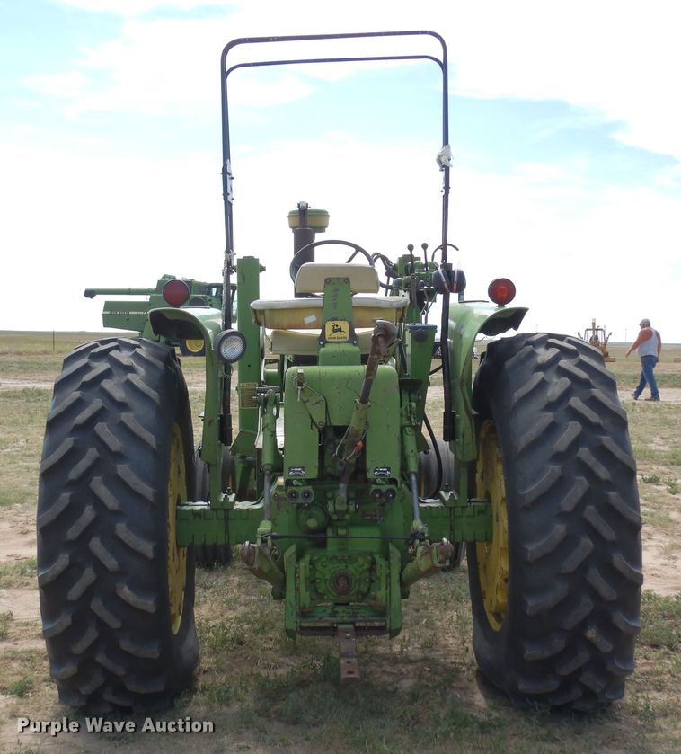 image for item DR1306 1971 John Deere 4020  tractor