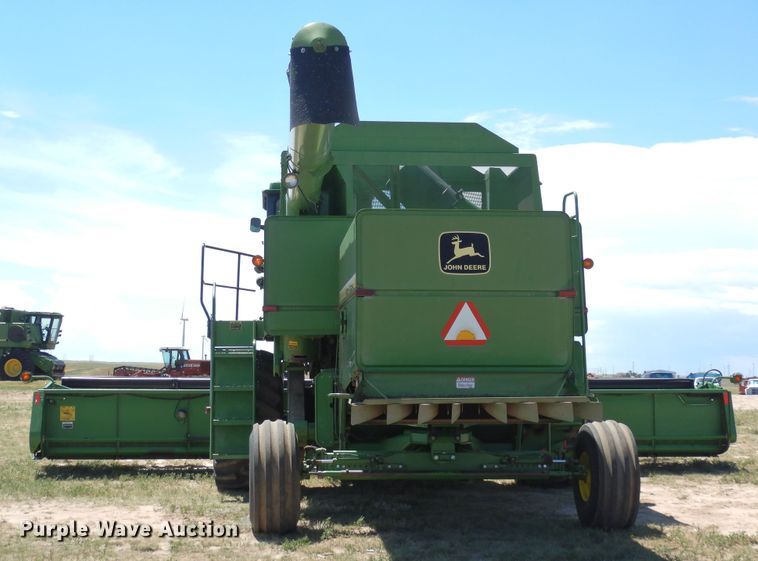 image for item DR1309 1987 John Deere 8820 Titan II  combine