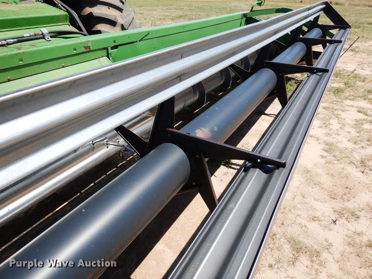 image for item DR1309 1987 John Deere 8820 Titan II  combine