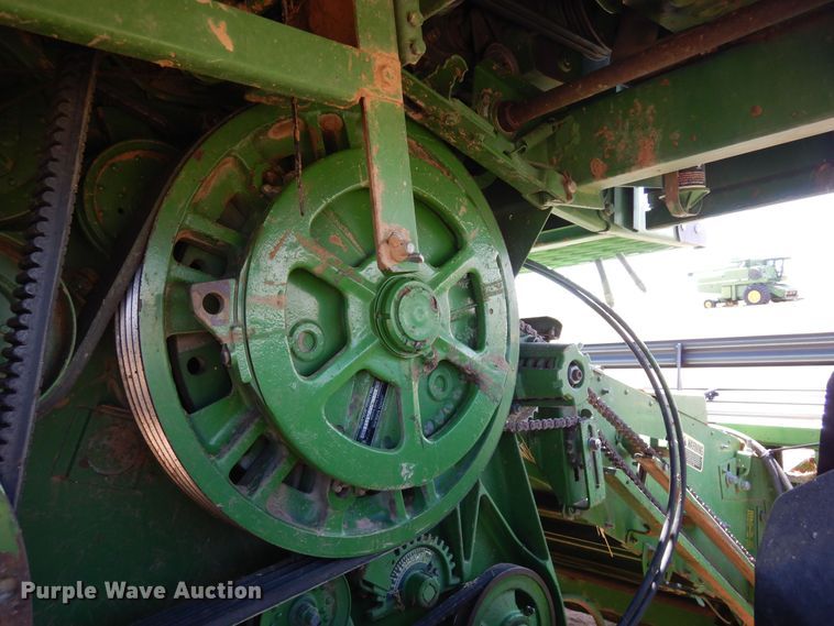 image for item DR1309 1987 John Deere 8820 Titan II  combine