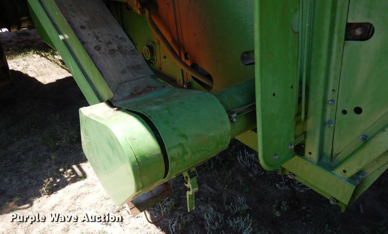 image for item DR1309 1987 John Deere 8820 Titan II  combine