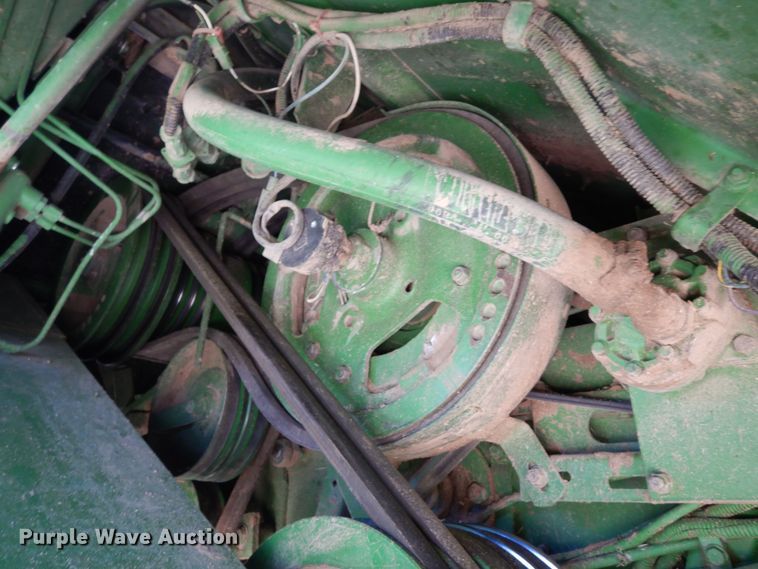 image for item DR1309 1987 John Deere 8820 Titan II  combine