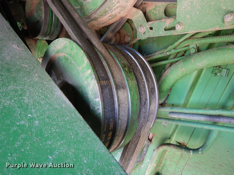 image for item DR1309 1987 John Deere 8820 Titan II  combine