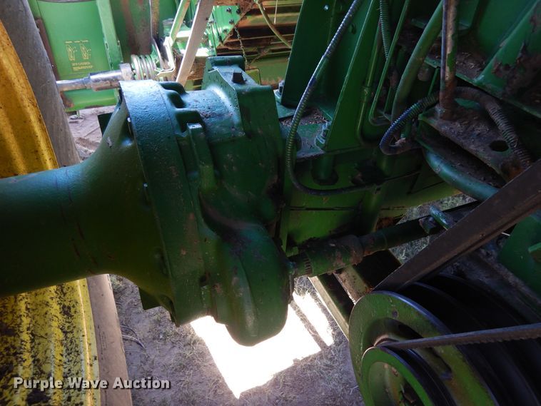 image for item DR1309 1987 John Deere 8820 Titan II  combine