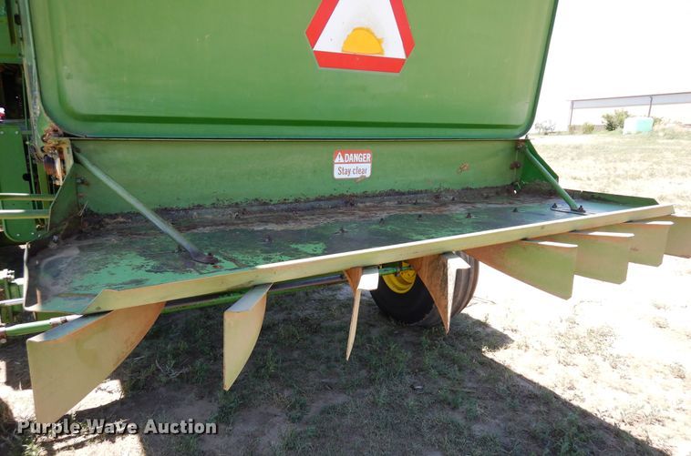 image for item DR1309 1987 John Deere 8820 Titan II  combine