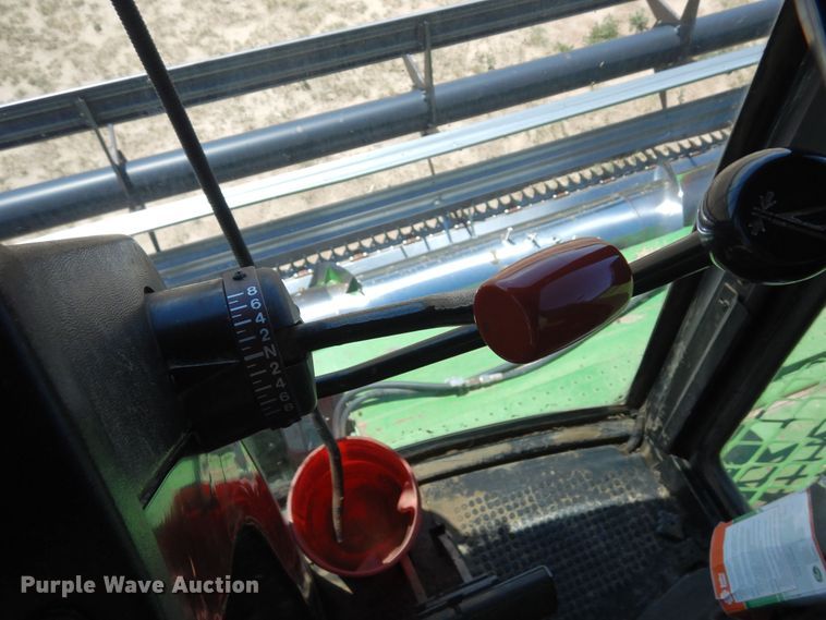 image for item DR1309 1987 John Deere 8820 Titan II  combine