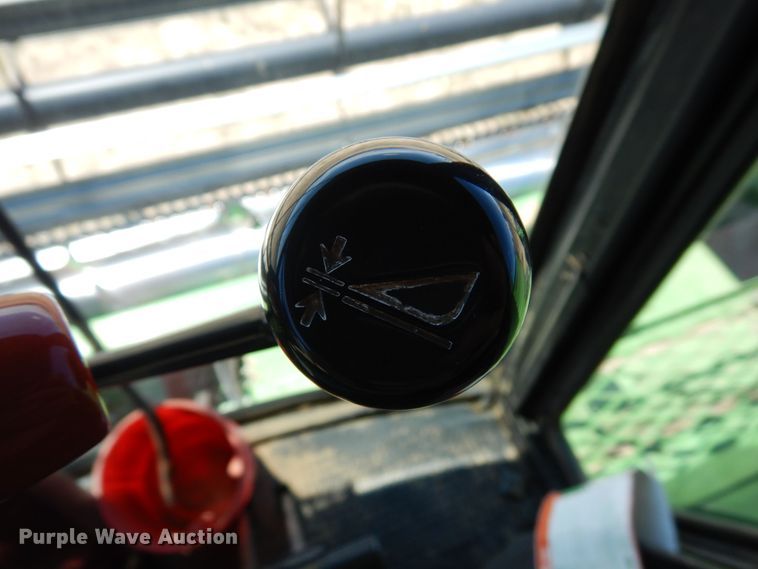 image for item DR1309 1987 John Deere 8820 Titan II  combine