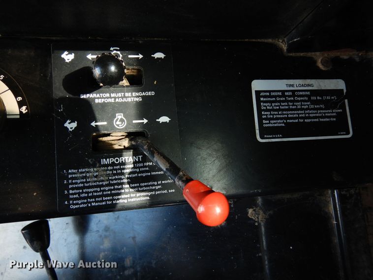 image for item DR1309 1987 John Deere 8820 Titan II  combine