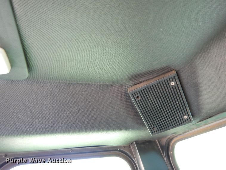 image for item DR1309 1987 John Deere 8820 Titan II  combine