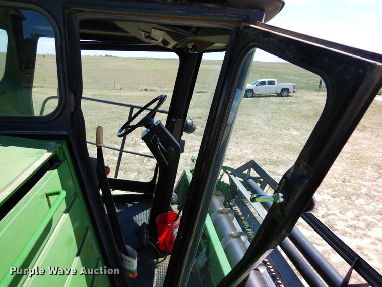 image for item DR1309 1987 John Deere 8820 Titan II  combine