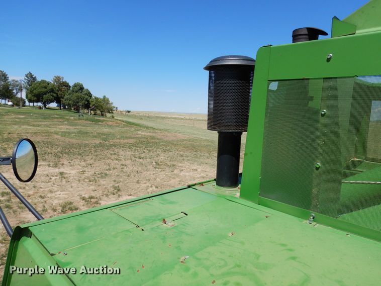 image for item DR1309 1987 John Deere 8820 Titan II  combine