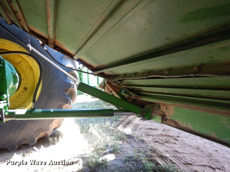 image for item DR1309 1987 John Deere 8820 Titan II  combine