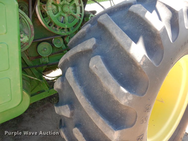 image for item DR1309 1987 John Deere 8820 Titan II  combine