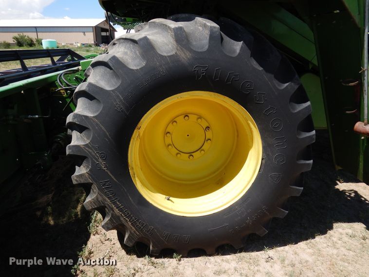 image for item DR1309 1987 John Deere 8820 Titan II  combine