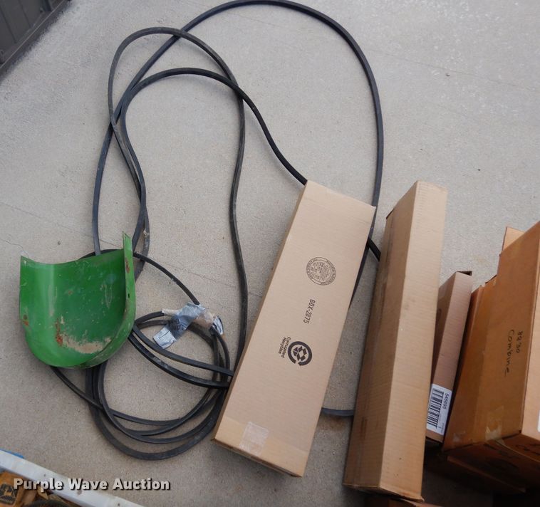 image for item DR1309 1987 John Deere 8820 Titan II  combine