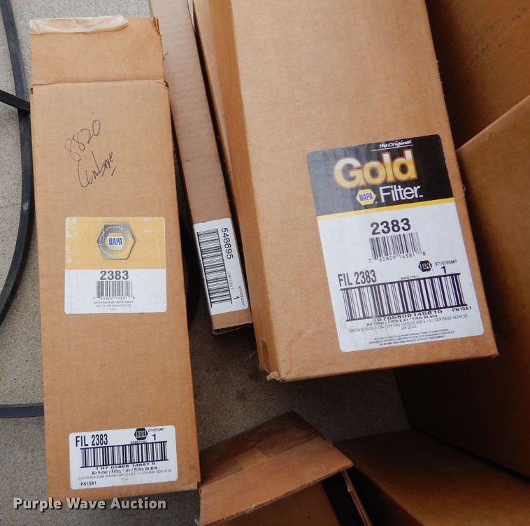 image for item DR1309 1987 John Deere 8820 Titan II  combine