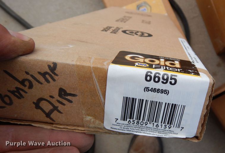 image for item DR1309 1987 John Deere 8820 Titan II  combine