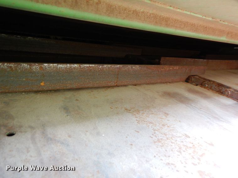 image for item DR1310 1985 John Deere 8820 Titan II  combine