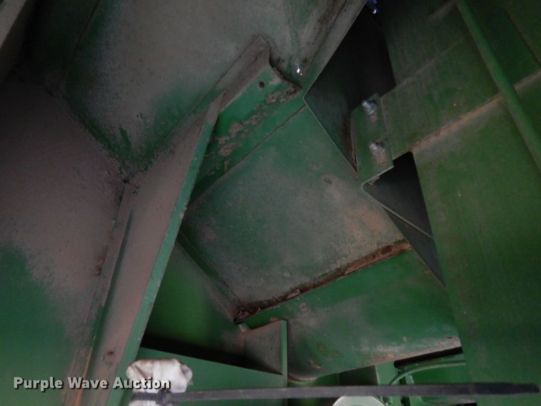 image for item DR1310 1985 John Deere 8820 Titan II  combine