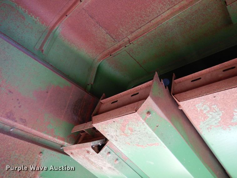 image for item DR1310 1985 John Deere 8820 Titan II  combine