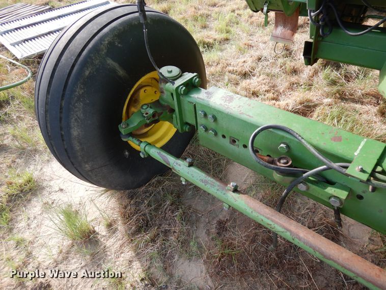 image for item DR1310 1985 John Deere 8820 Titan II  combine