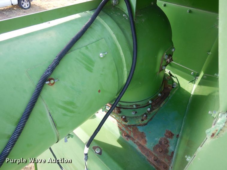 image for item DR1310 1985 John Deere 8820 Titan II  combine