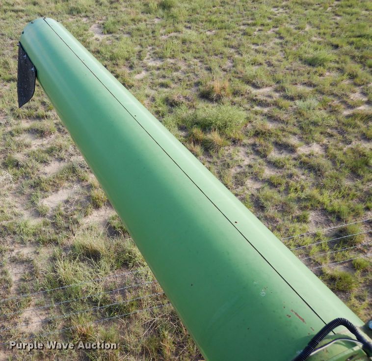 image for item DR1310 1985 John Deere 8820 Titan II  combine