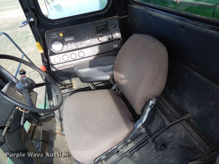 image for item DR1310 1985 John Deere 8820 Titan II  combine