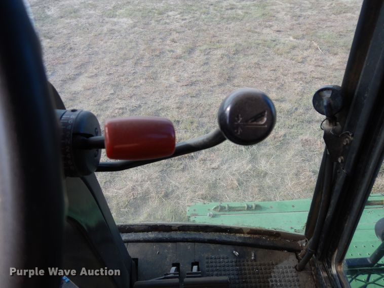 image for item DR1310 1985 John Deere 8820 Titan II  combine