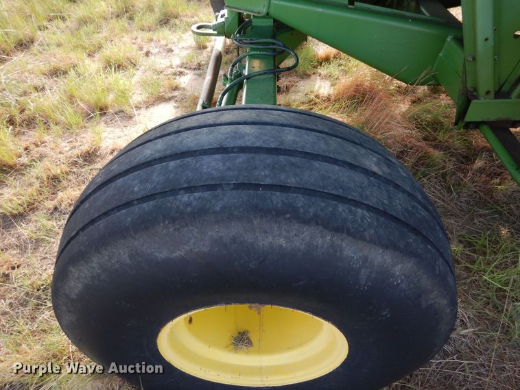 image for item DR1310 1985 John Deere 8820 Titan II  combine