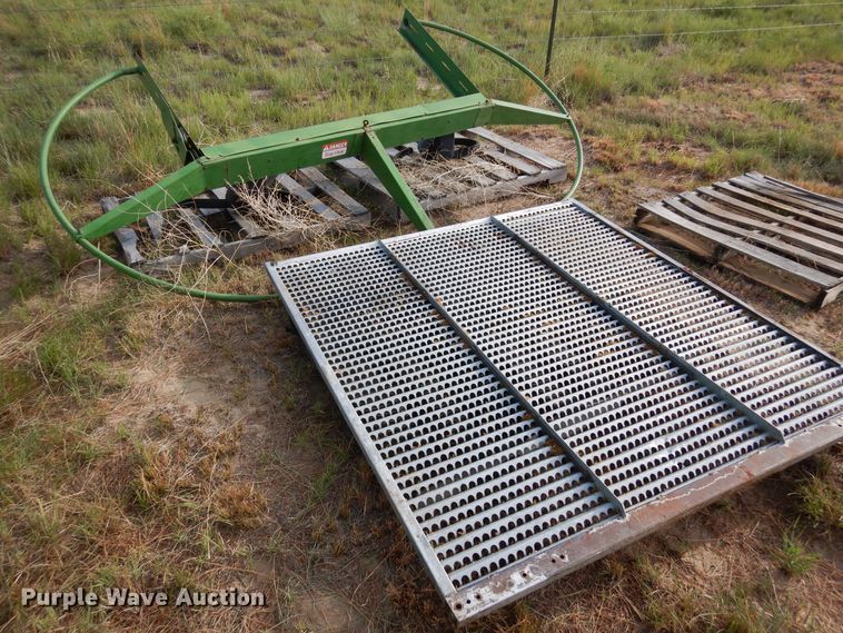 image for item DR1310 1985 John Deere 8820 Titan II  combine