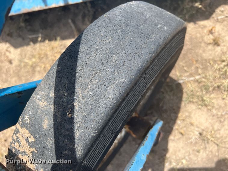 image for item DS8423 Ford 951  rotary mower