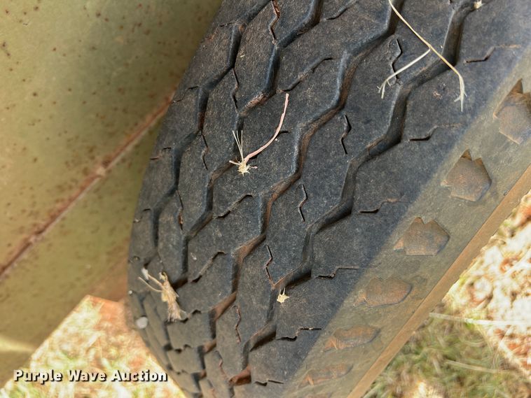 image for item DS8440 WW  livestock trailer