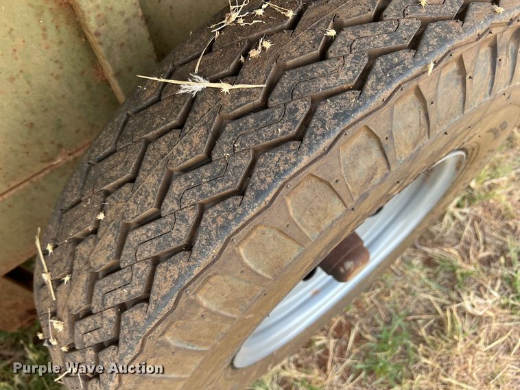 image for item DS8440 WW  livestock trailer