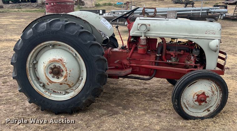 image for item DS8449 Ford 9N  tractor