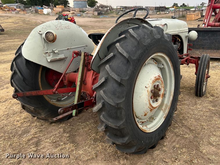 image for item DS8449 Ford 9N  tractor