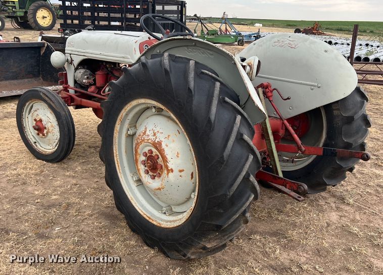 image for item DS8449 Ford 9N  tractor