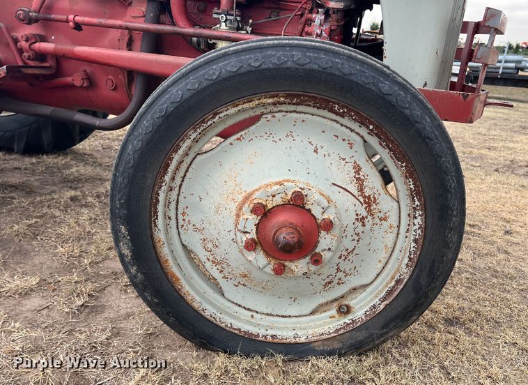 image for item DS8449 Ford 9N  tractor