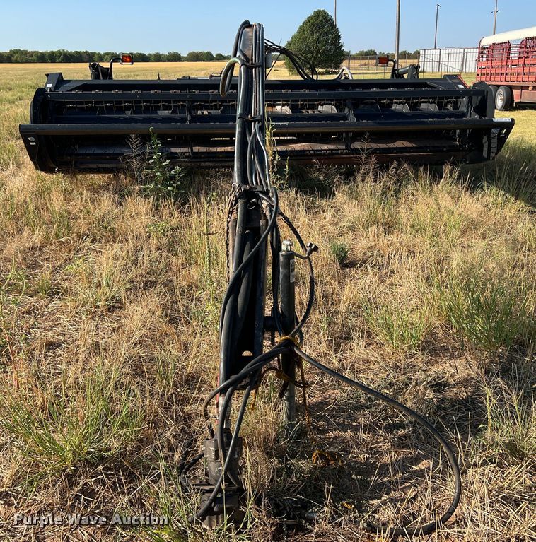 image for item DS8457 2003 MacDon  windrower