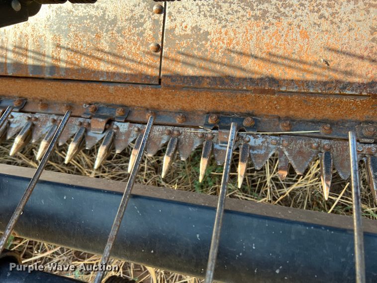 image for item DS8457 2003 MacDon  windrower