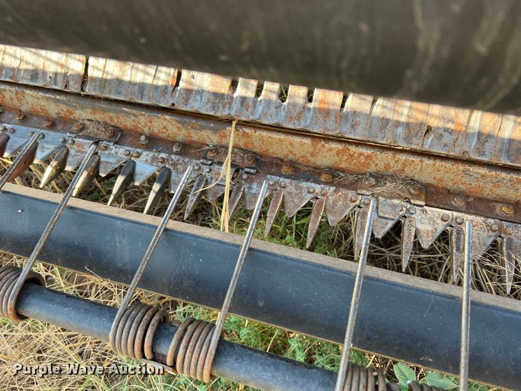 image for item DS8457 2003 MacDon  windrower