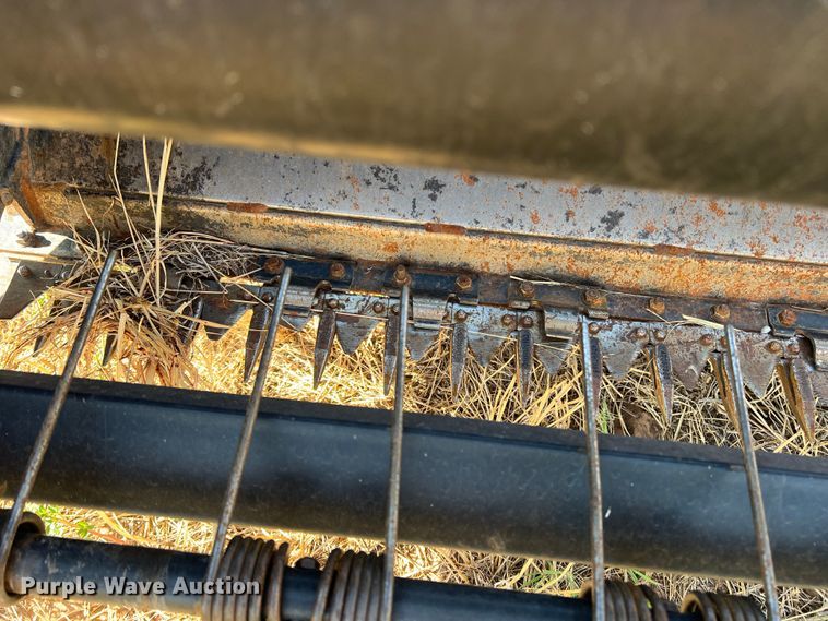 image for item DS8457 2003 MacDon  windrower