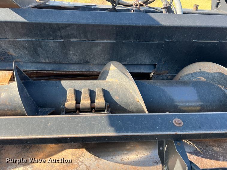 image for item DS8457 2003 MacDon  windrower