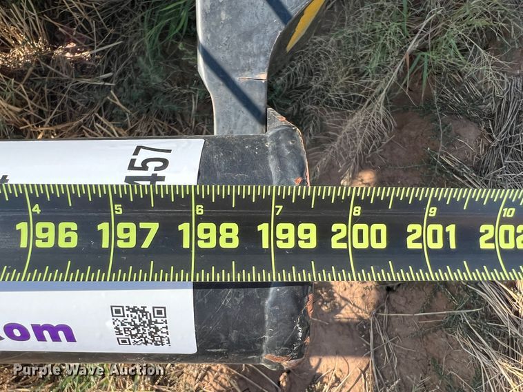 image for item DS8457 2003 MacDon  windrower