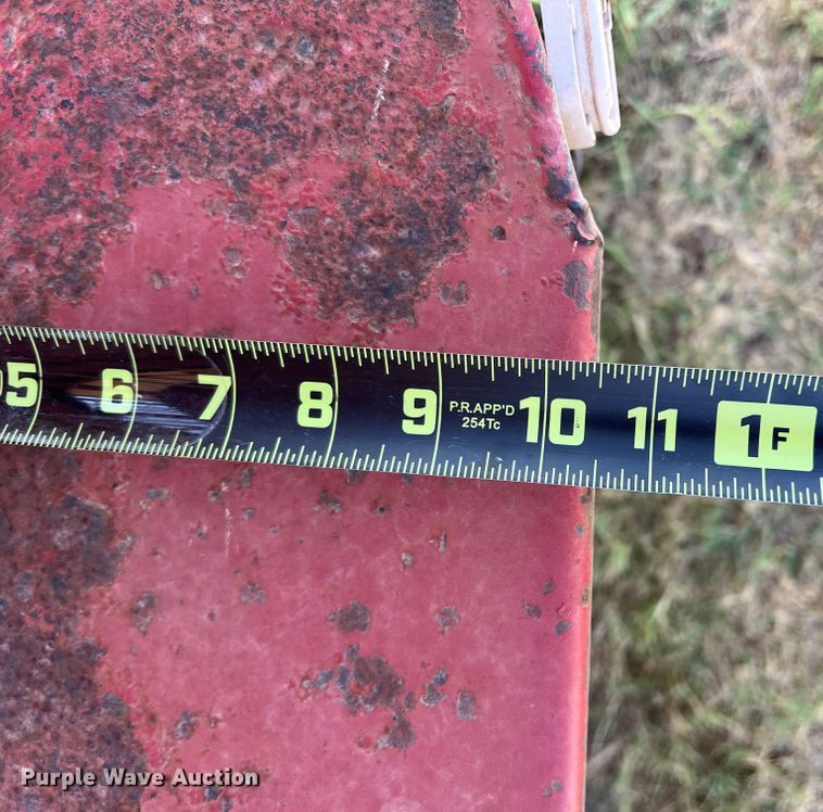 image for item DS8458 1998 Gooseneck  livestock trailer