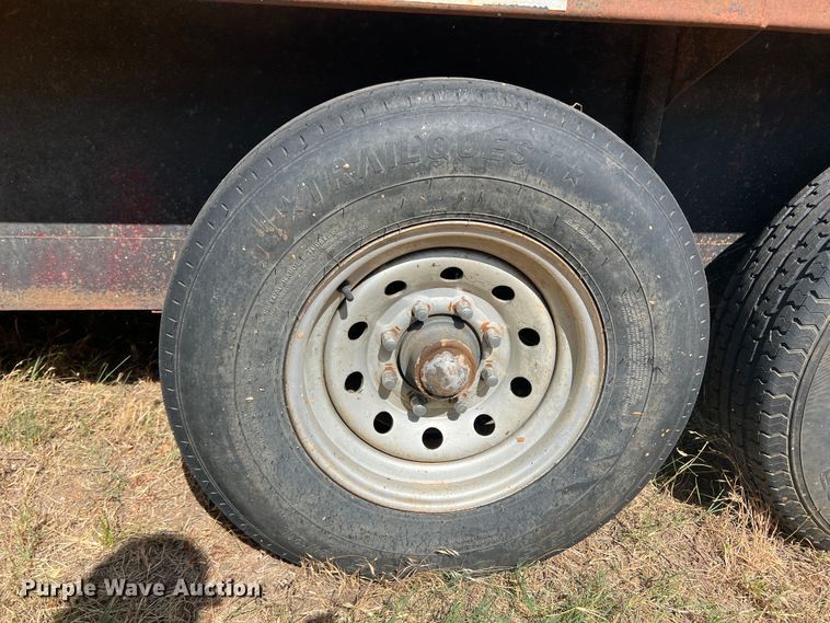 image for item DS8458 1998 Gooseneck  livestock trailer