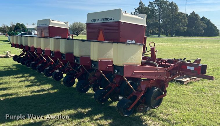 image for item DS8467 Case IH 900 Cyclo Air  planter